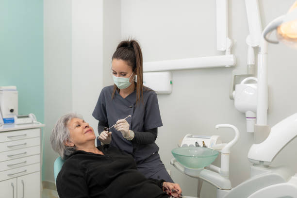 Best Urgent Tooth Repair  in Nashvle, IL